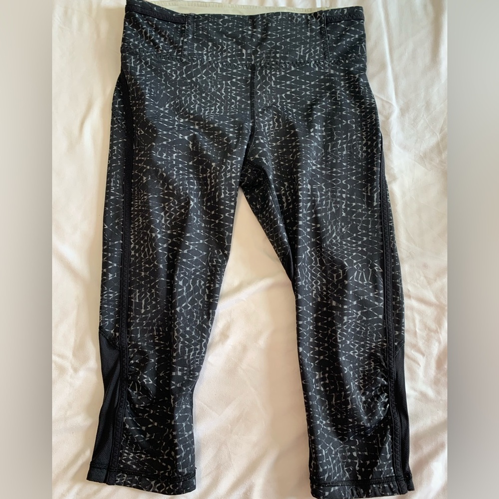 Lululemon Black Leggings with White Design